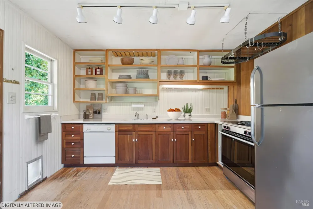 9222 Argonne Way Forestville, CA 95436