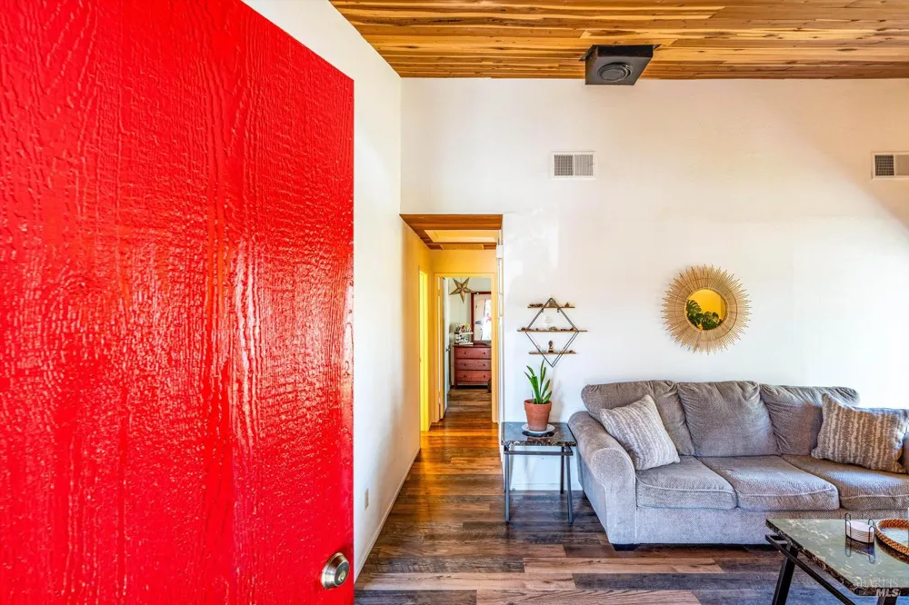 6 Redwood Court ##6 Santa Rosa, CA 95409
