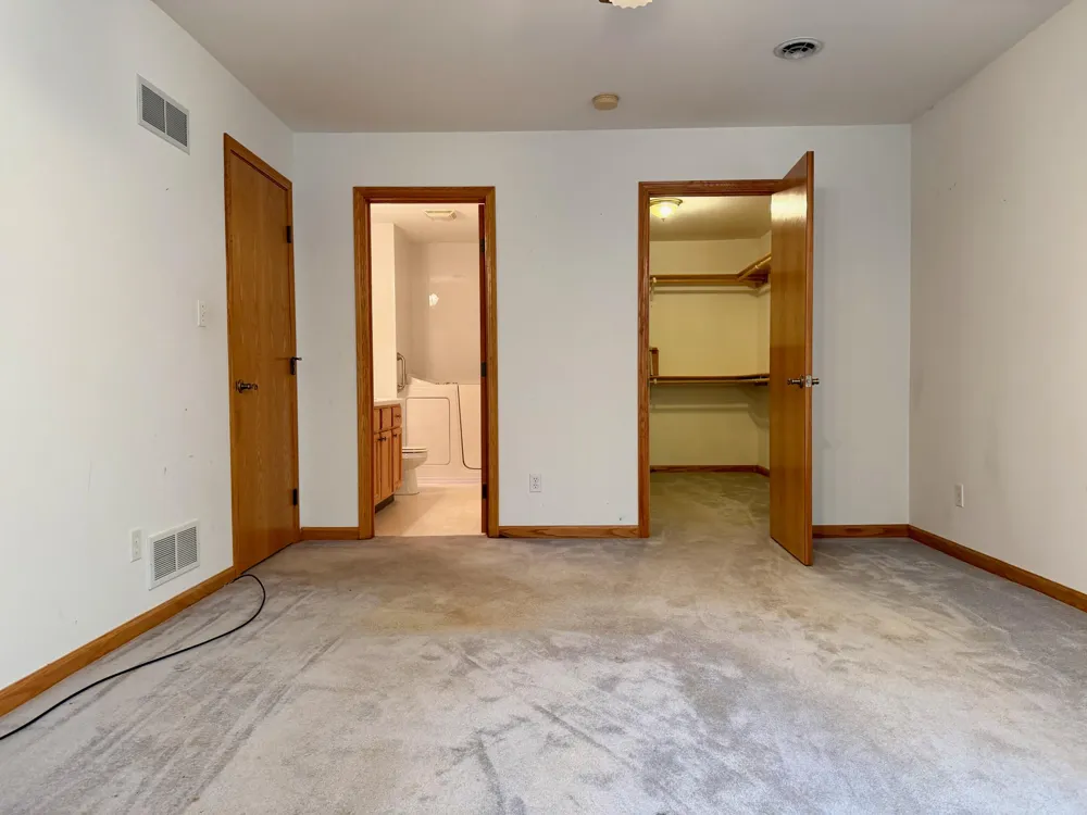 1385 Young Drive Crown Point, IN 46307