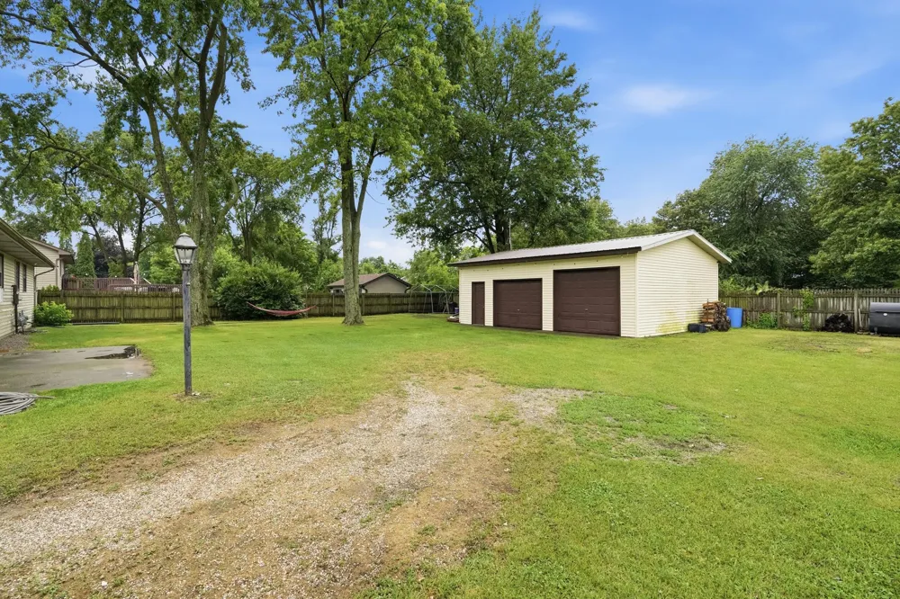 9978 388 W Lake Village, IN 46349