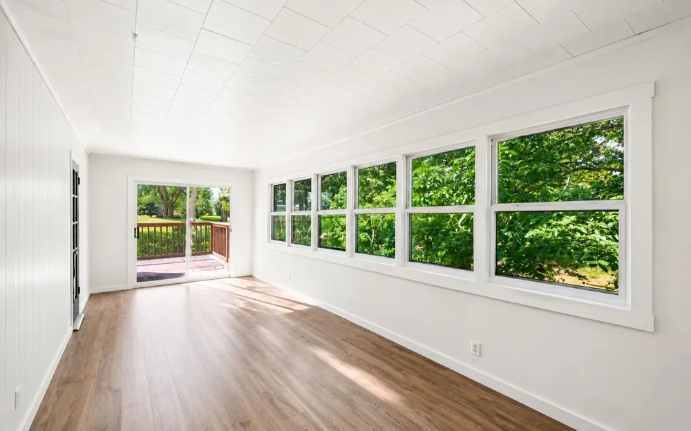 208 Ardmore Avenue La Porte, IN 46350
