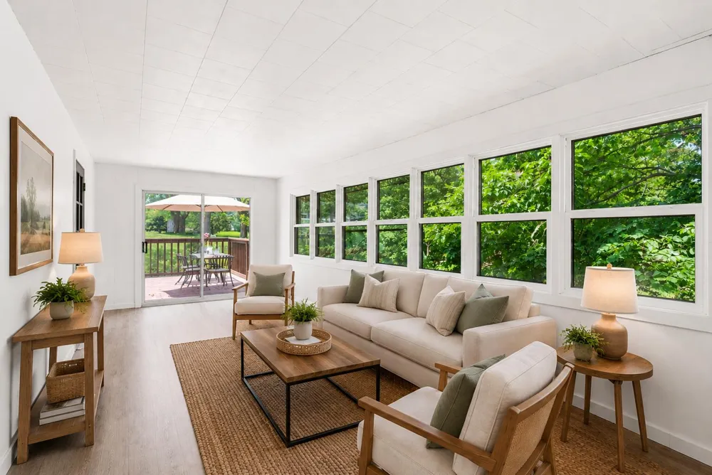 208 Ardmore Avenue La Porte, IN 46350