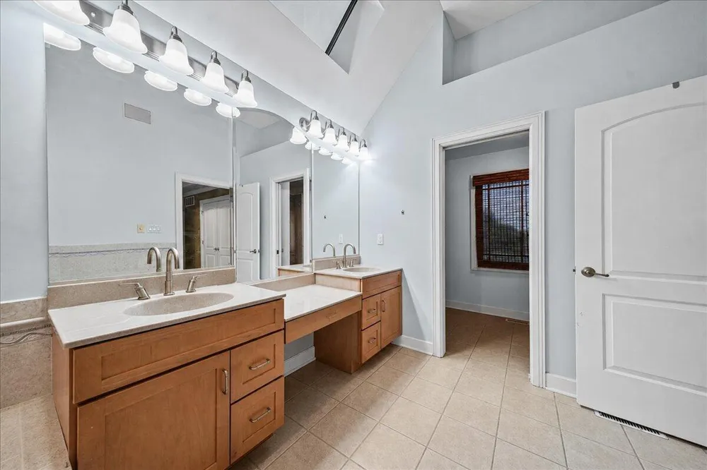 8751 Bridgewater Court Crown Point, IN 46307