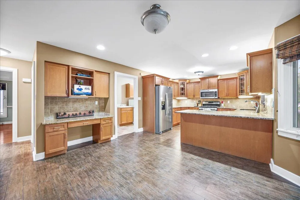 8751 Bridgewater Court Crown Point, IN 46307