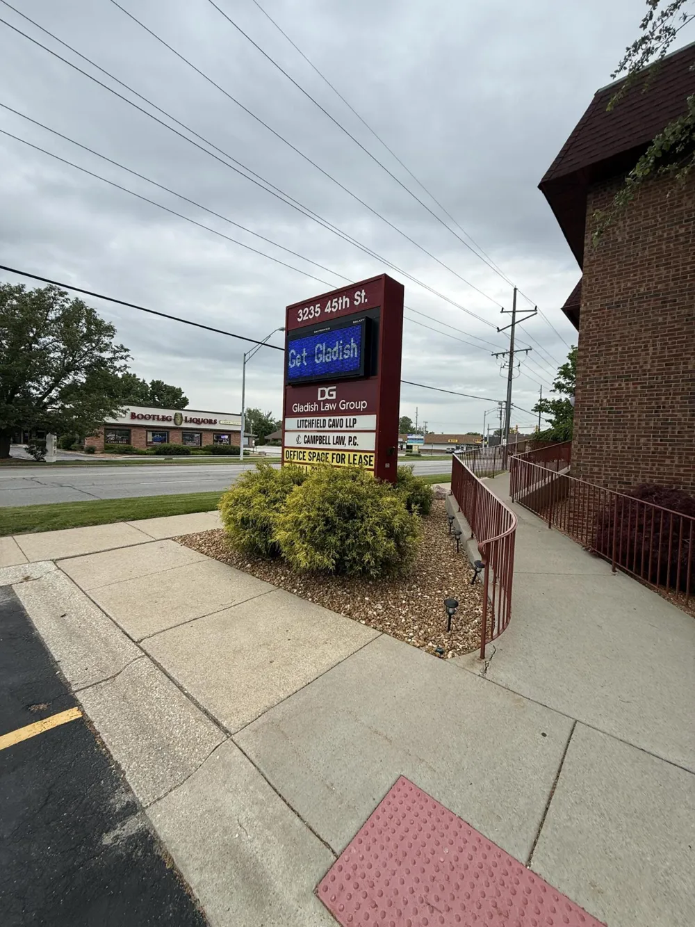 3235 W 45th Street #302-4 Highland, IN 46322