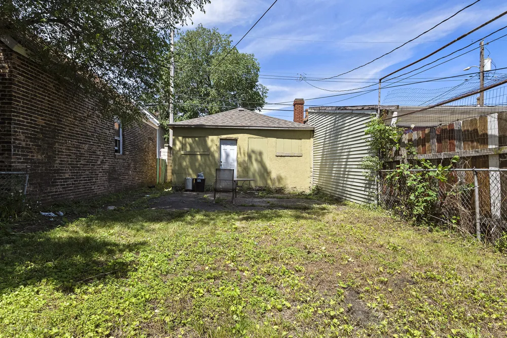 4916 Northcote Avenue East Chicago, IN 46312