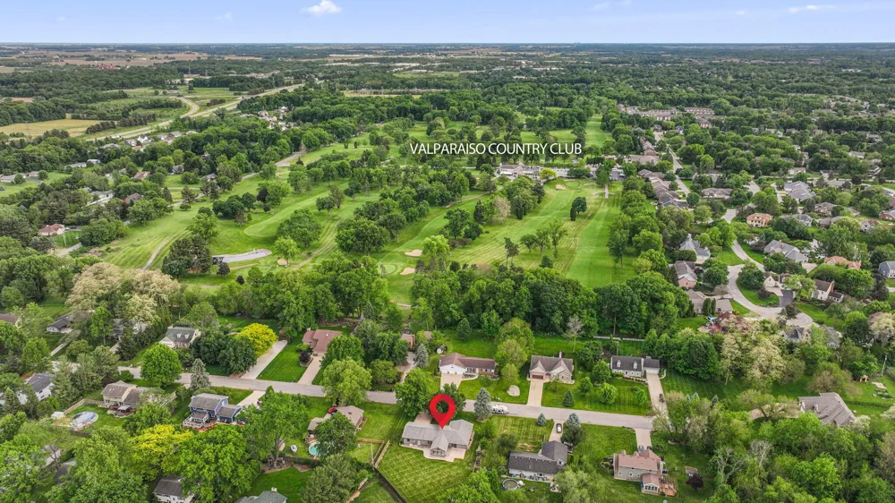 2499 Willowwood Avenue Valparaiso, IN 46383