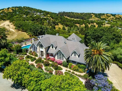 82 Mcnear Drive
