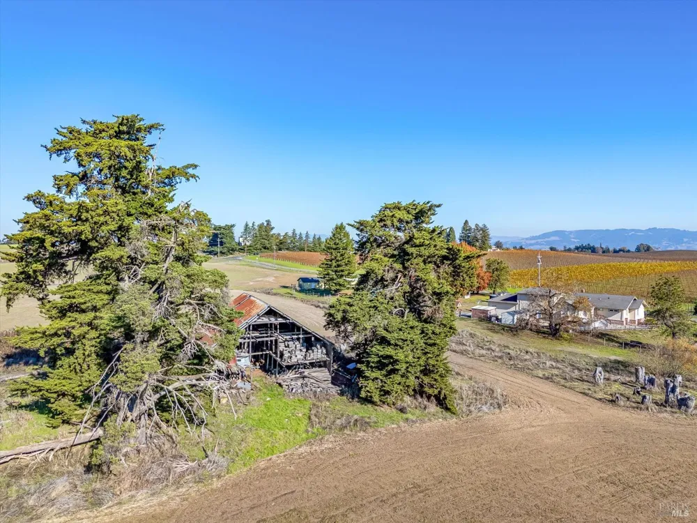 6000 Petersen Road Sebastopol, CA 95472