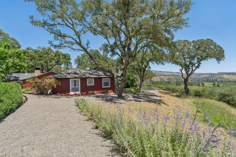 3393 Saint Helena Highway St. Helena, CA 94574