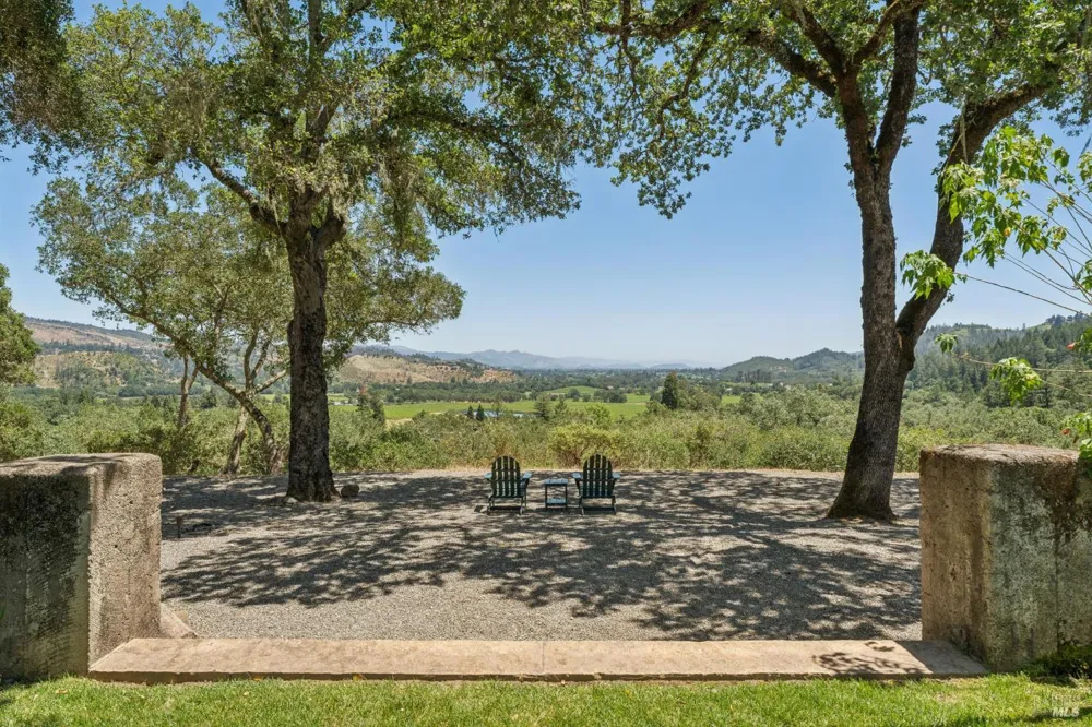 3393 Saint Helena Highway St. Helena, CA 94574