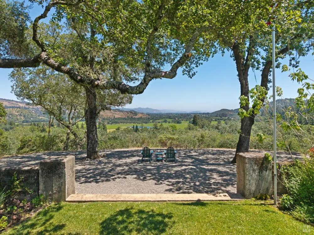 3393 Saint Helena Highway St. Helena, CA 94574