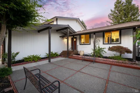 4480 Fairway Drive