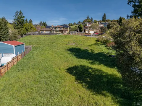 13 Dorenfeld Court