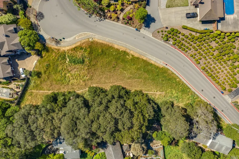 509 Larch Drive Petaluma, CA 94952
