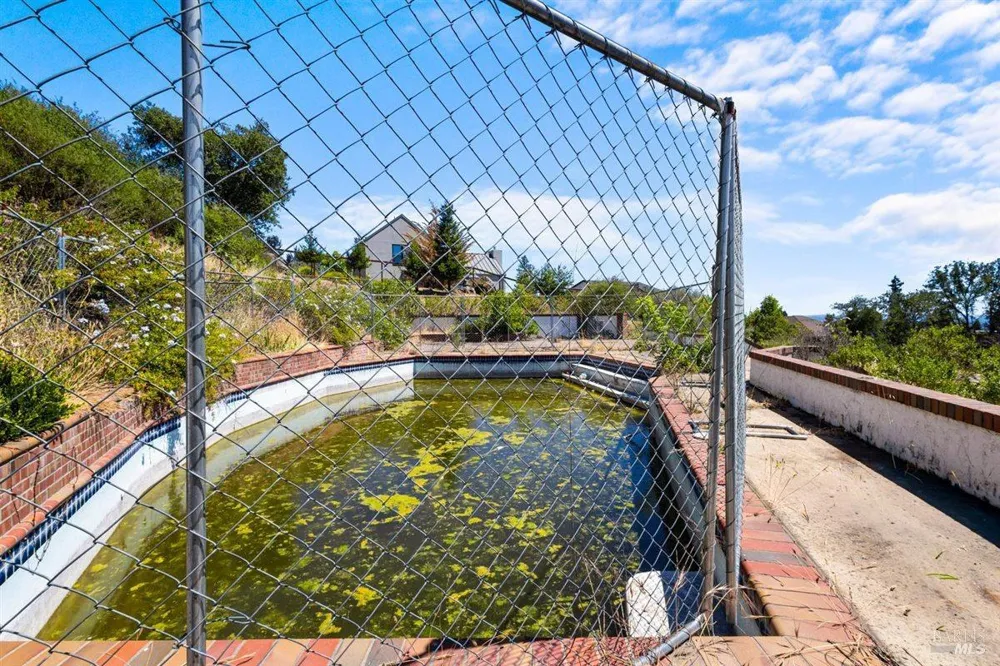 3687 Wyndemere Circle Santa Rosa, CA 95403