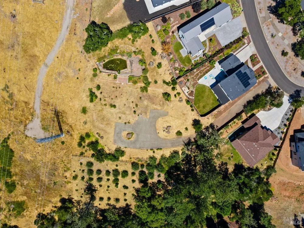 3687 Wyndemere Circle Santa Rosa, CA 95403