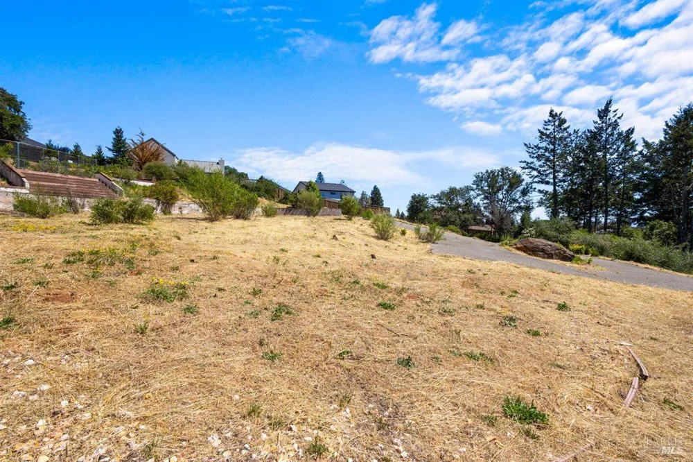 3687 Wyndemere Circle Santa Rosa, CA 95403