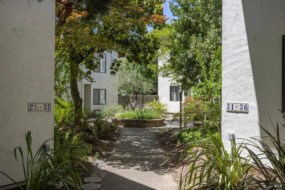 225 2nd Street E ##27 Sonoma, CA 95476