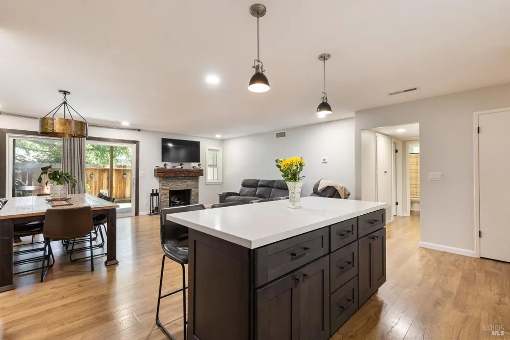 225 2nd Street E ##27 Sonoma, CA 95476