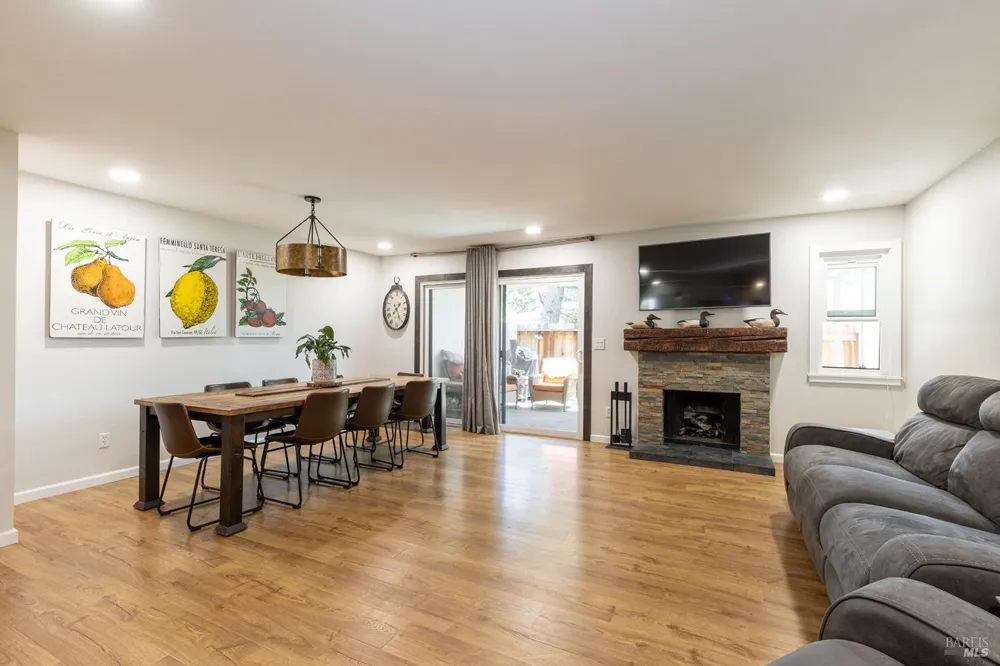 225 2nd Street E ##27 Sonoma, CA 95476