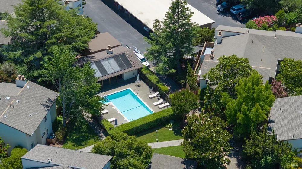 225 2nd Street E ##27 Sonoma, CA 95476