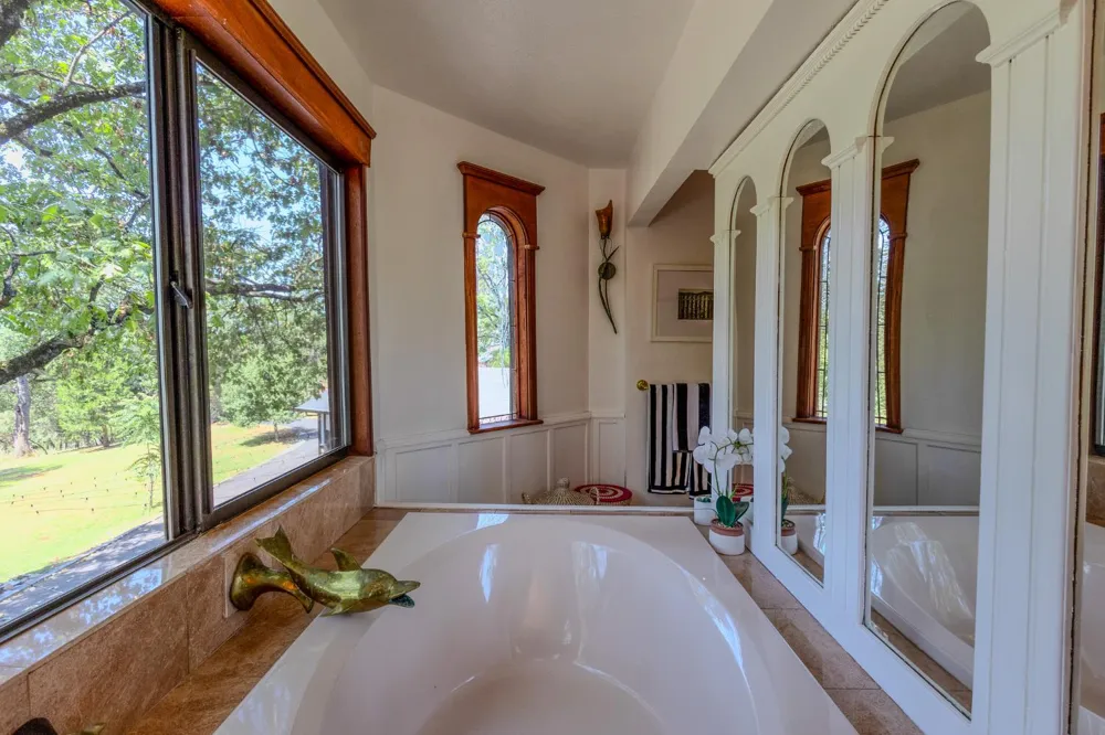 27689 Table Meadow Road Auburn, CA 95602