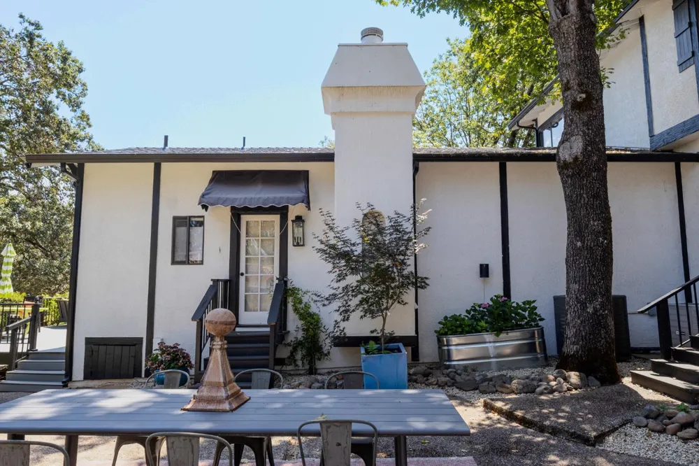 27689 Table Meadow Road Auburn, CA 95602