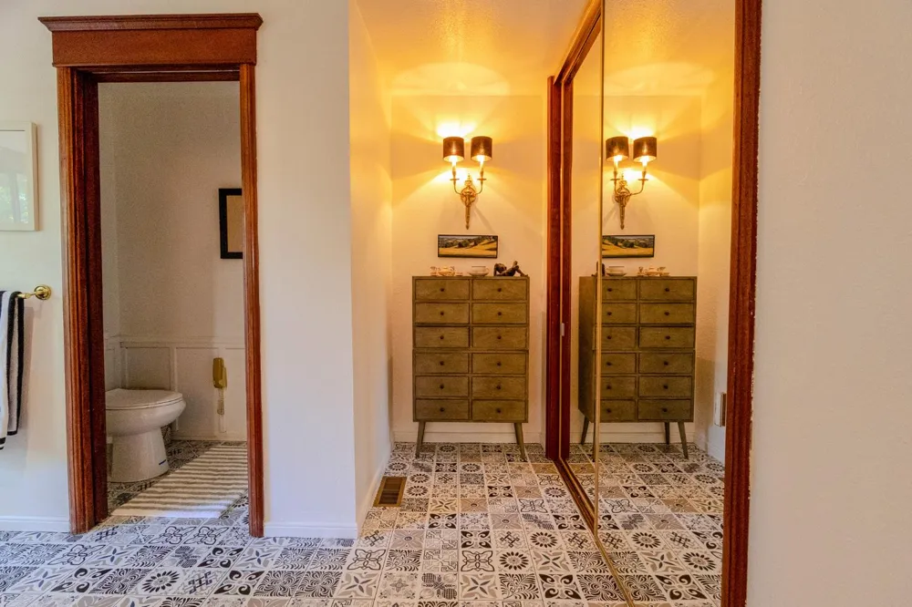 27689 Table Meadow Road Auburn, CA 95602