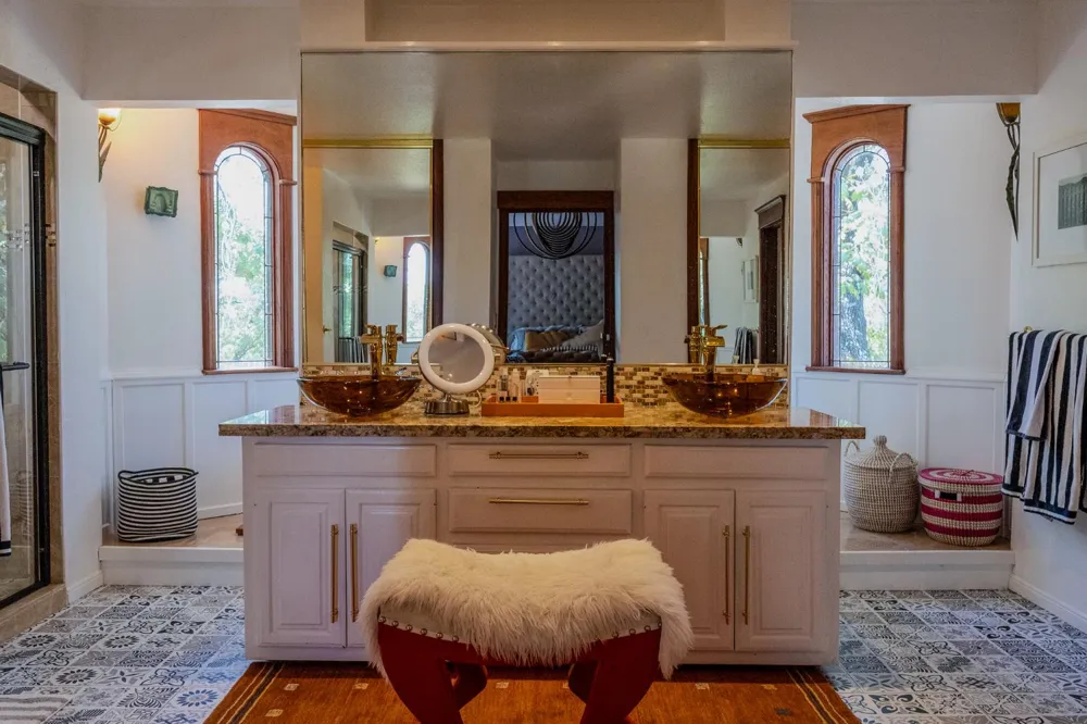 27689 Table Meadow Road Auburn, CA 95602