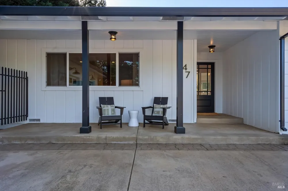 47 Hoff Road Kenwood, CA 95409