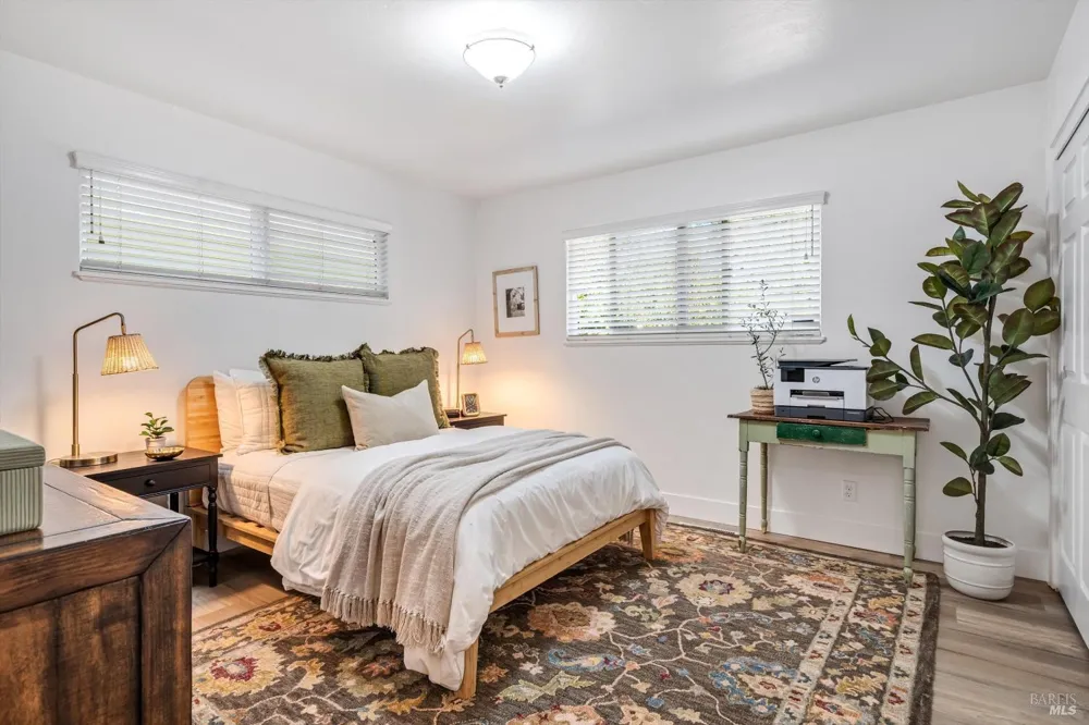 47 Hoff Road Kenwood, CA 95409