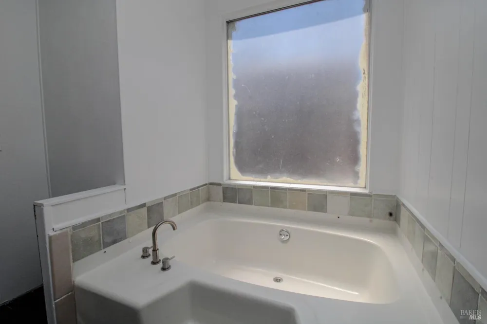 32 Constance Drive Vallejo, CA 94590
