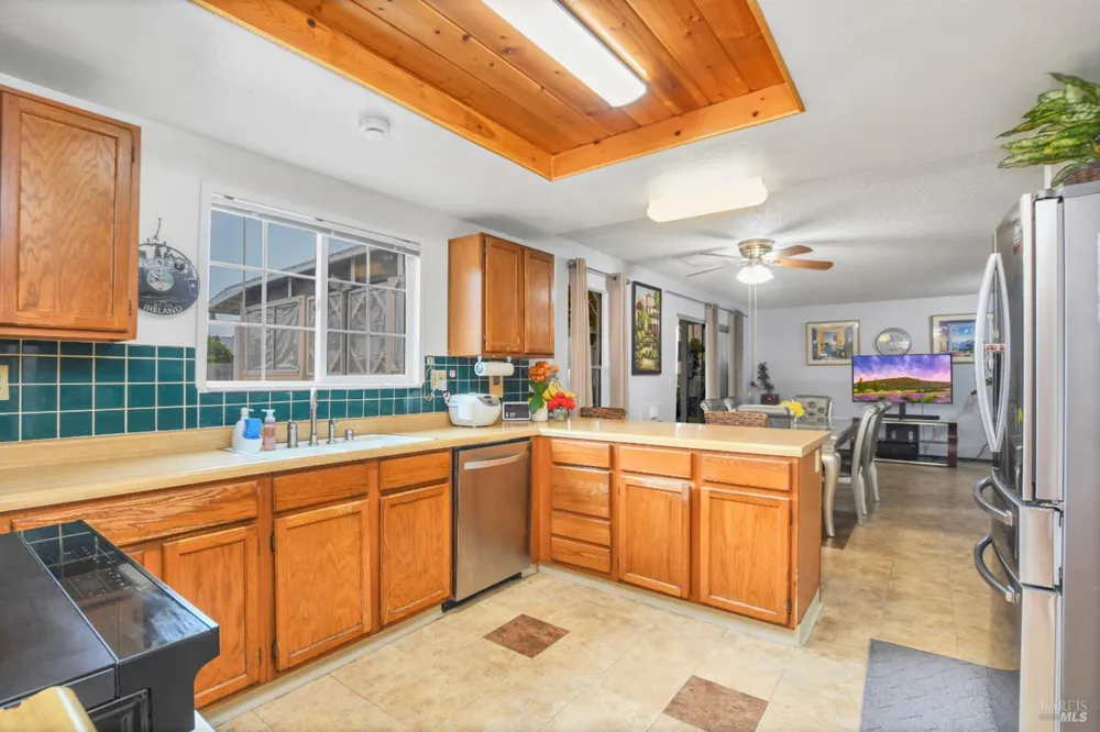 472 Newport Way Vallejo, CA 94589