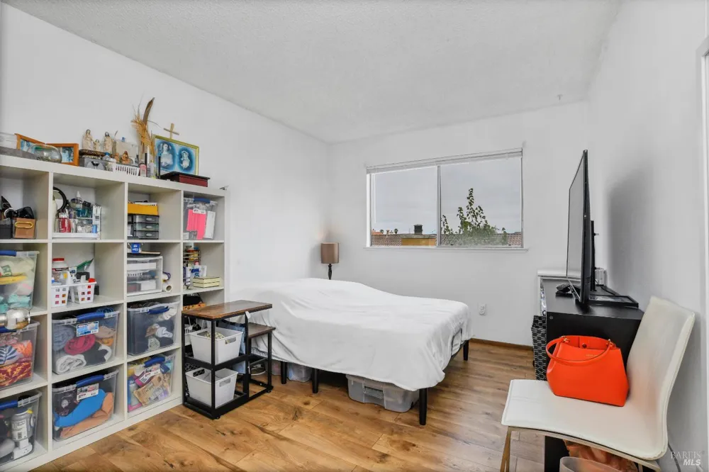 472 Newport Way Vallejo, CA 94589