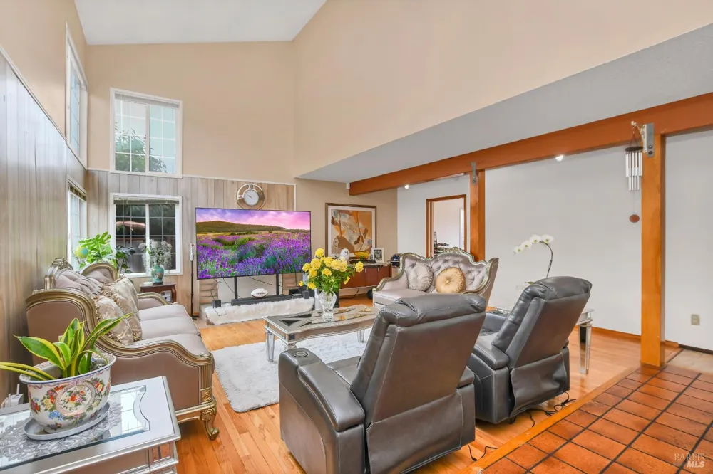 472 Newport Way Vallejo, CA 94589