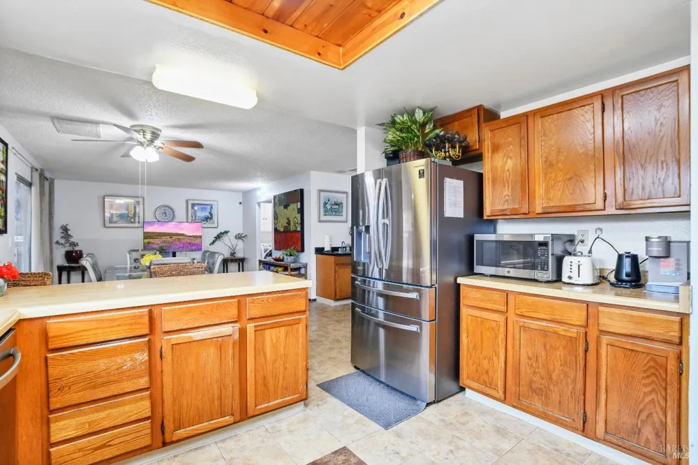 472 Newport Way Vallejo, CA 94589