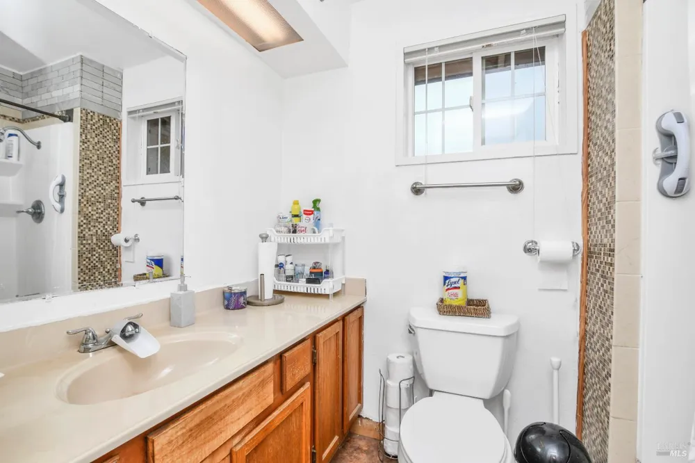 472 Newport Way Vallejo, CA 94589