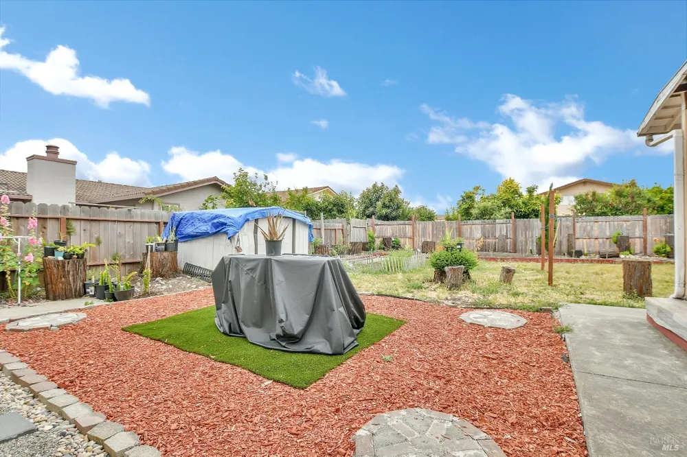 472 Newport Way Vallejo, CA 94589