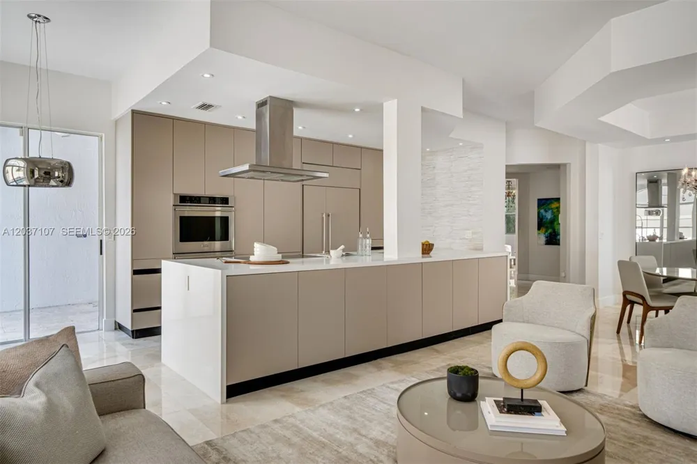 21156 NE 33rd Ave Aventura, FL 33180