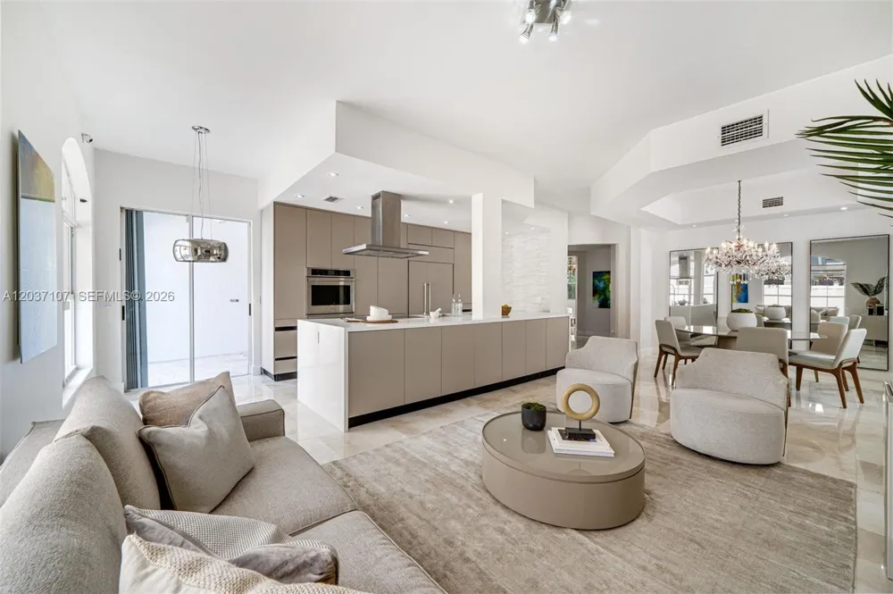 21156 NE 33rd Ave Aventura, FL 33180