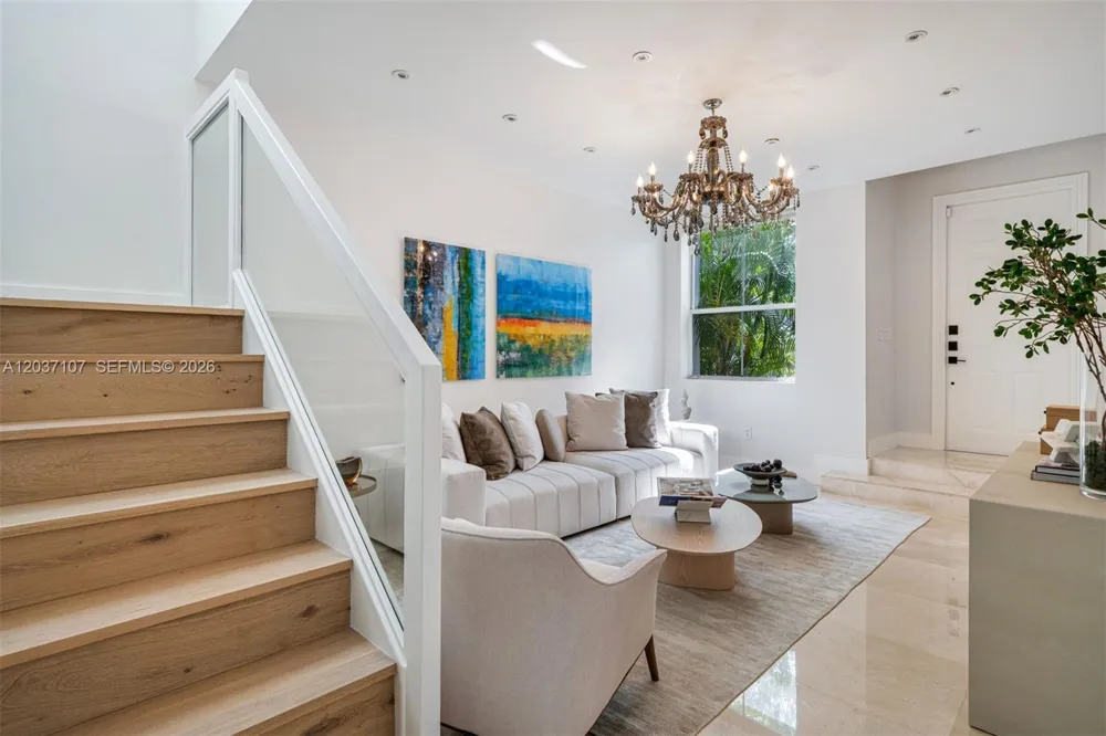 21156 NE 33rd Ave Aventura, FL 33180