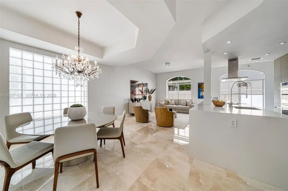 21156 NE 33rd Ave Aventura, FL 33180