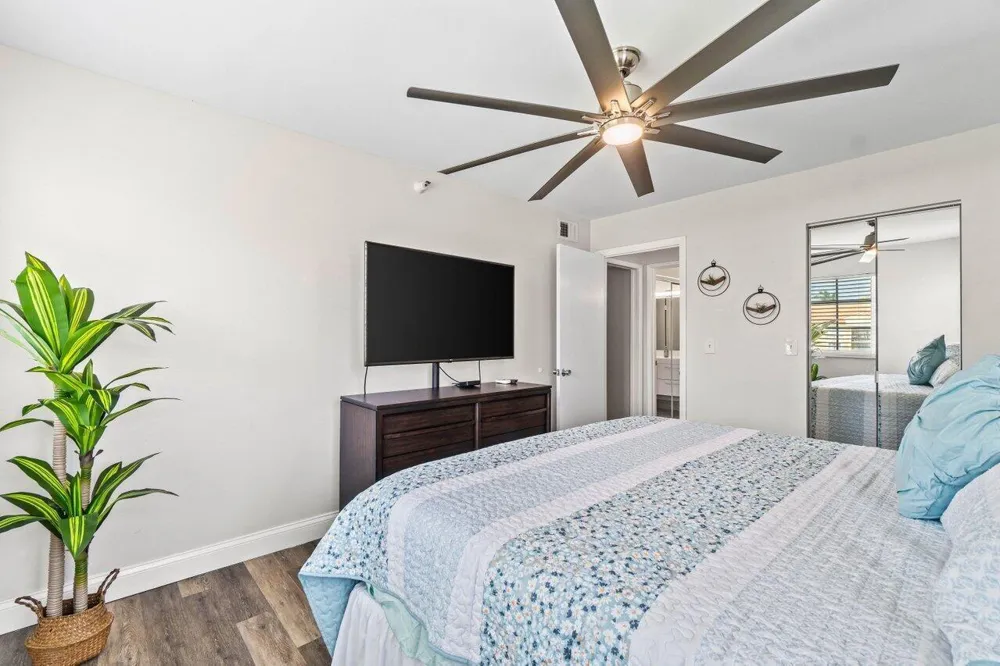 157 Yacht Club Way Hypoluxo, FL 33462