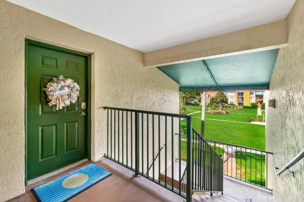 157 Yacht Club Way Hypoluxo, FL 33462