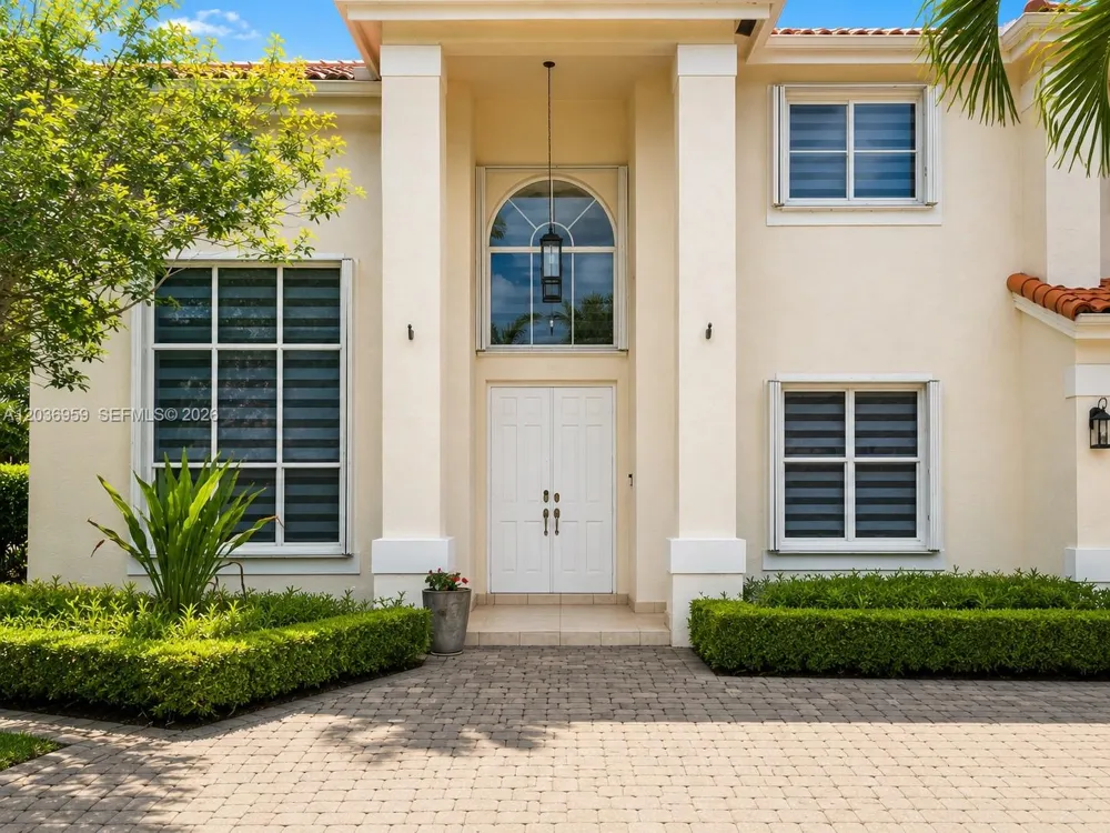 4221 SW 154th Pl Miami, FL 33185
