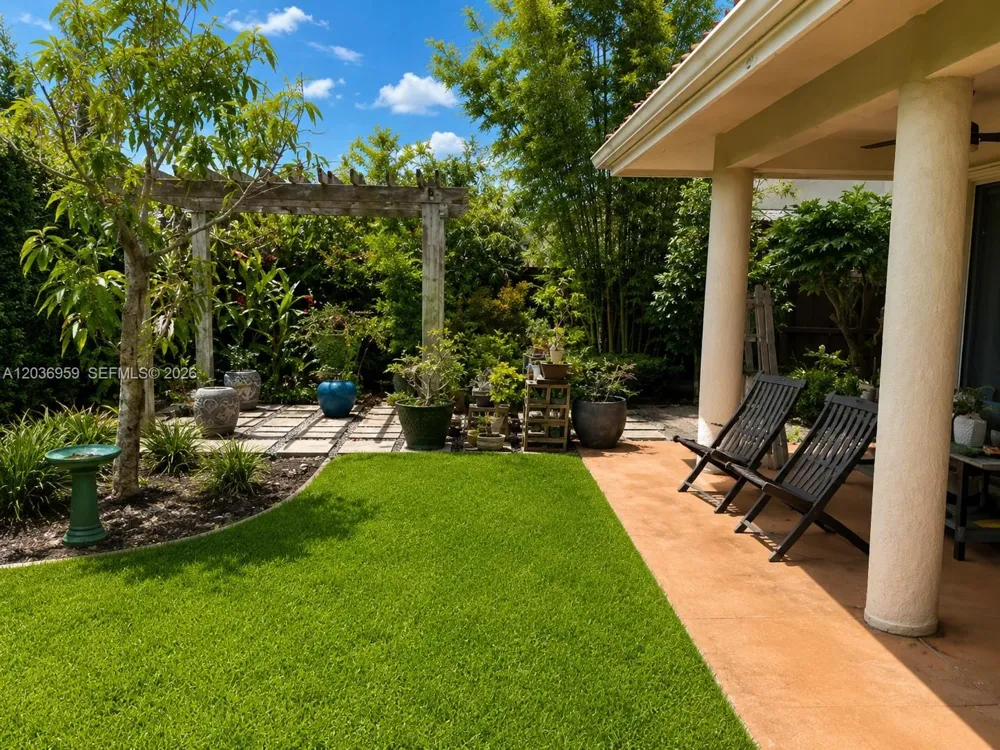 4221 SW 154th Pl Miami, FL 33185