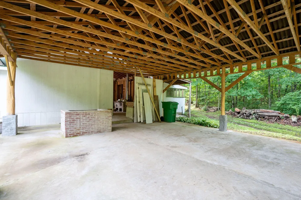 758 Old State Road Menlo, GA 30731