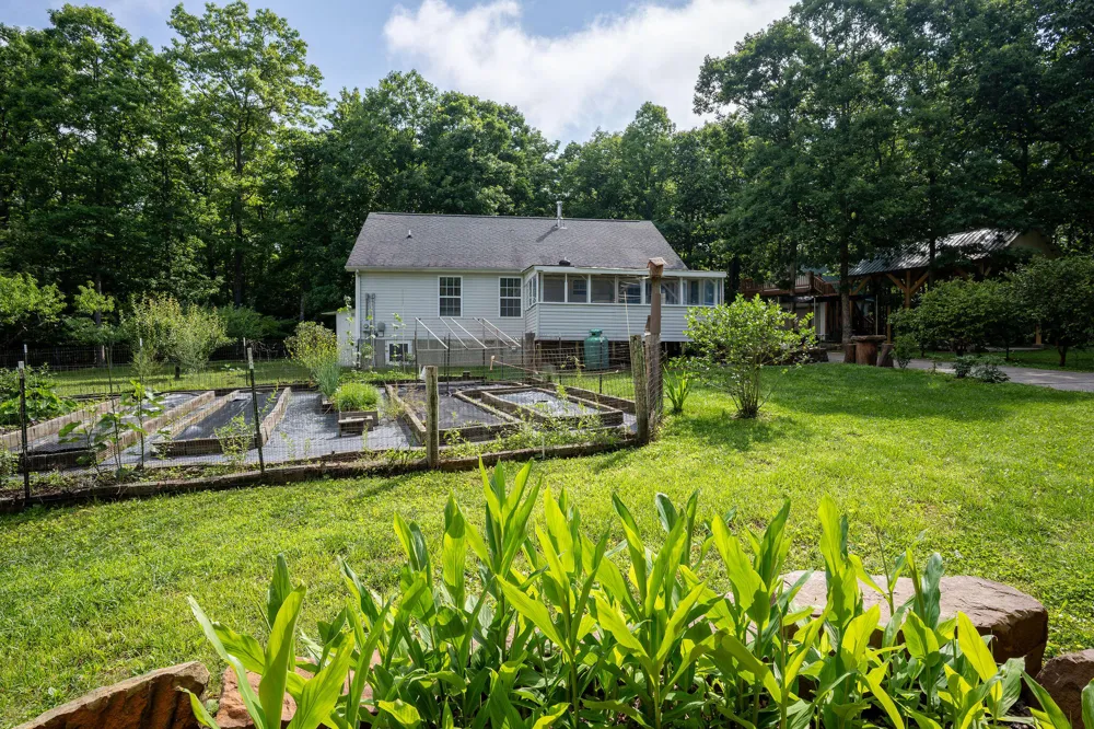 758 Old State Road Menlo, GA 30731