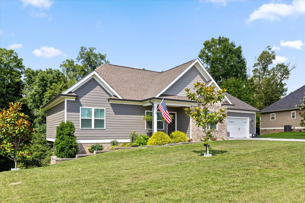 301 Sentry Oaks Chickamauga, GA 30707